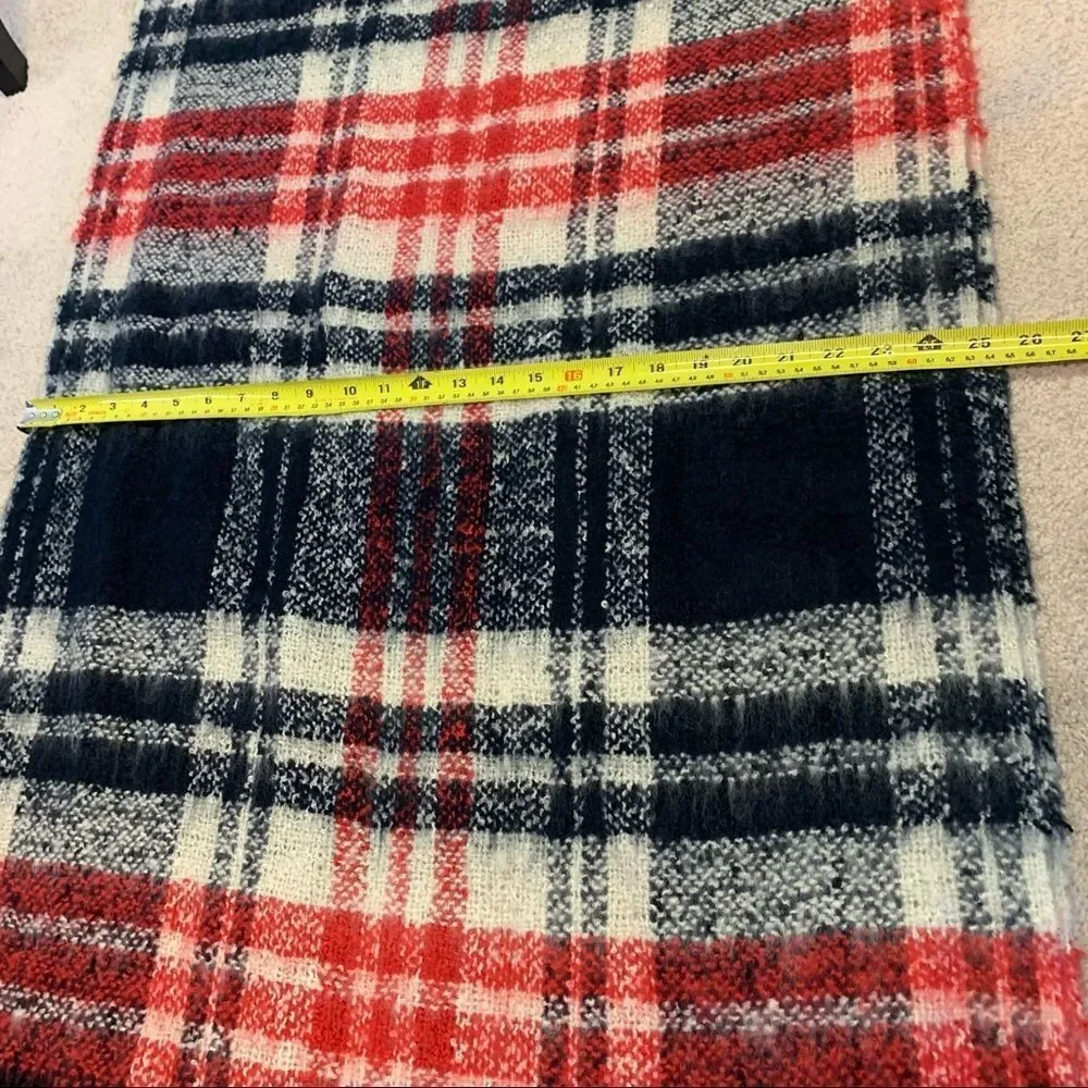 Fluffy warm red black cream scarf💥